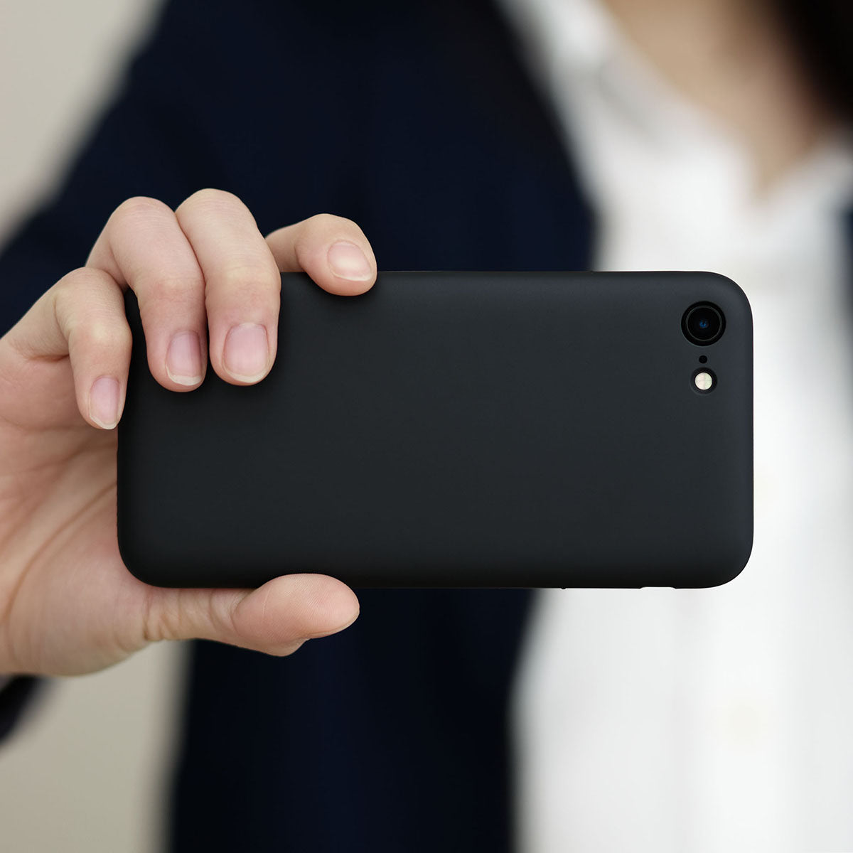 MYNUS iPhone SE CASE