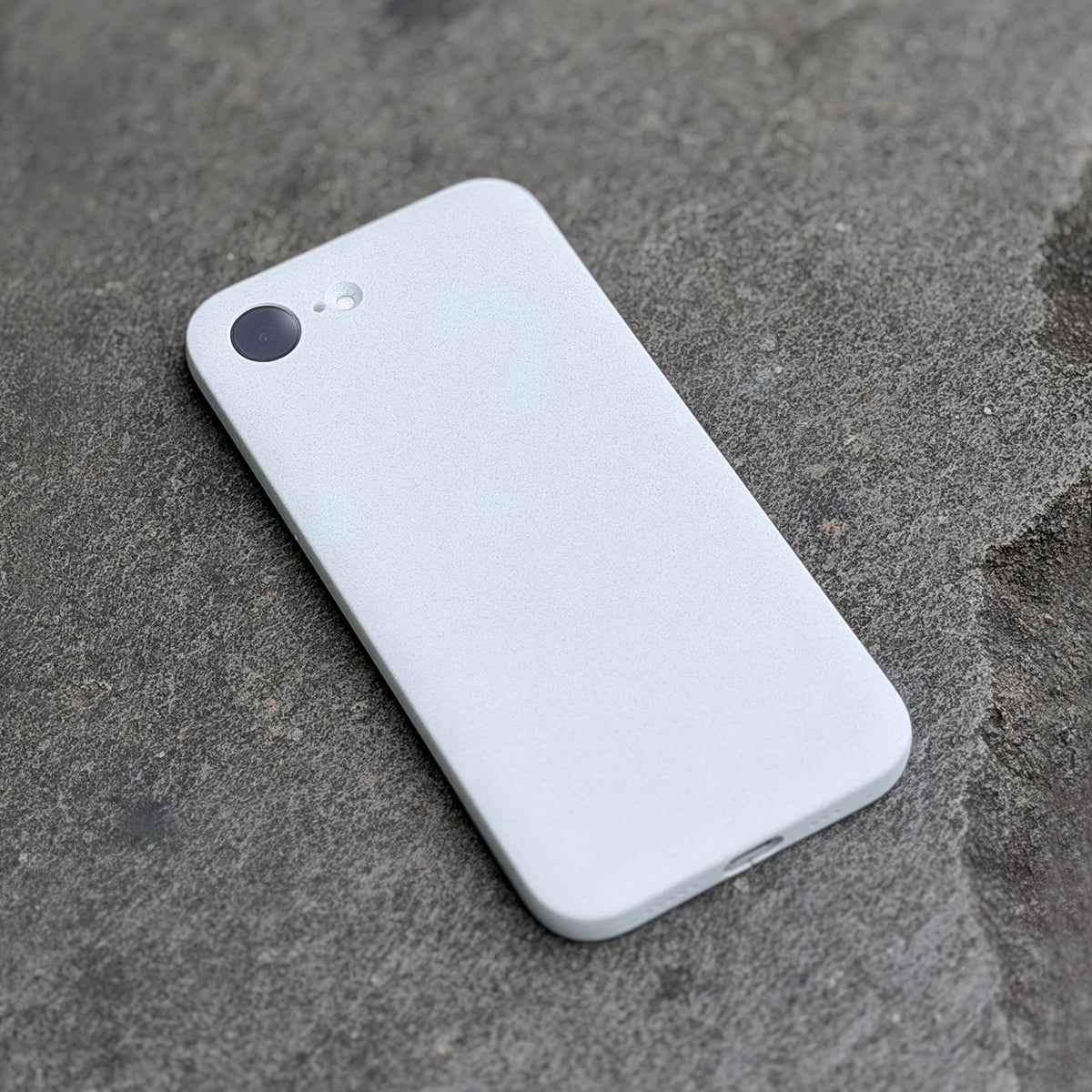 MYNUS iPhone 17e CASE for iPhone 17e/16e